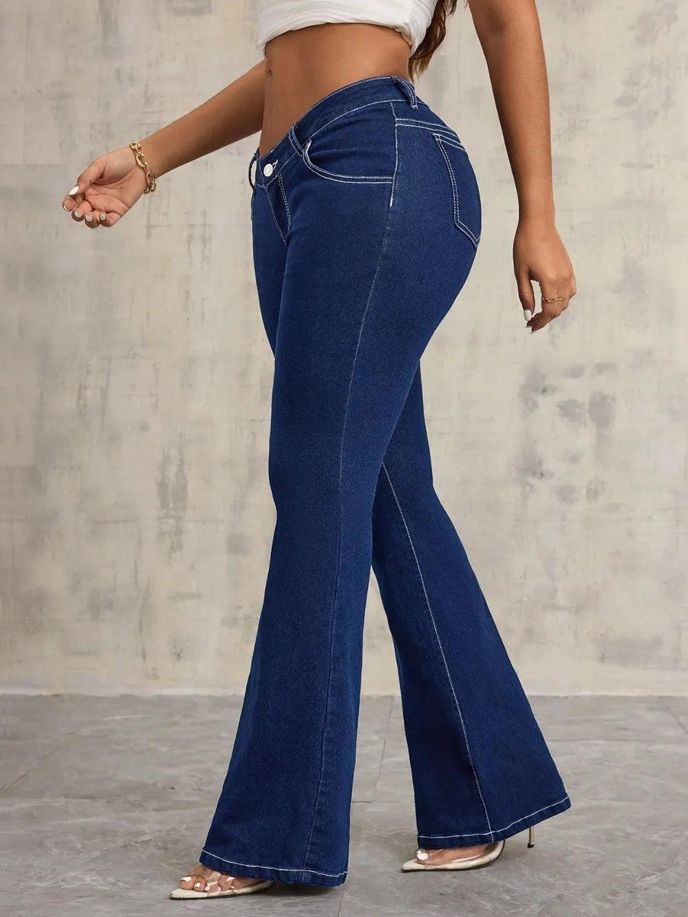 Flare Jeans with Pockets - Thalia Chic