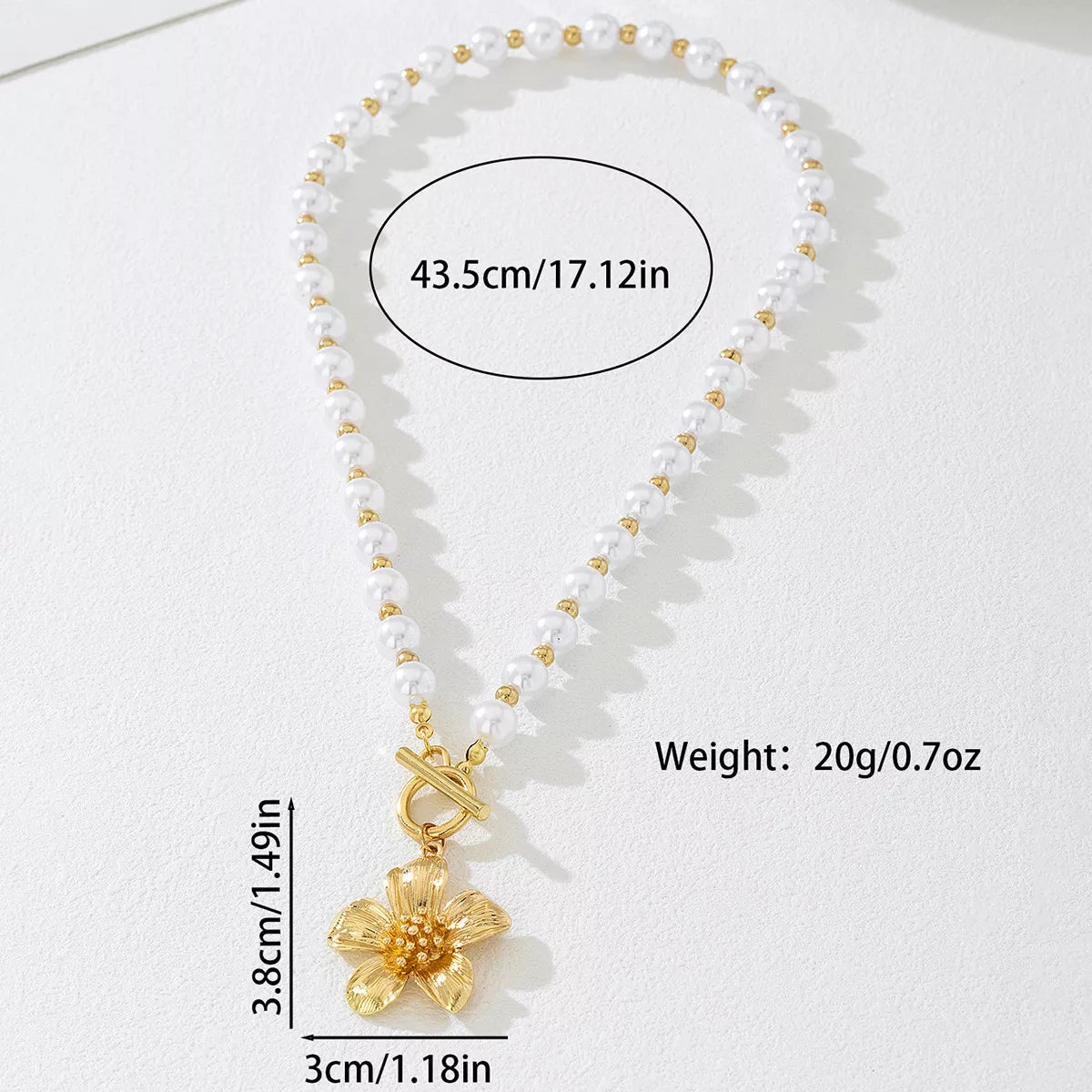 18K Gold-Plated Pearl Flower Pendant Necklace - Thalia Chic